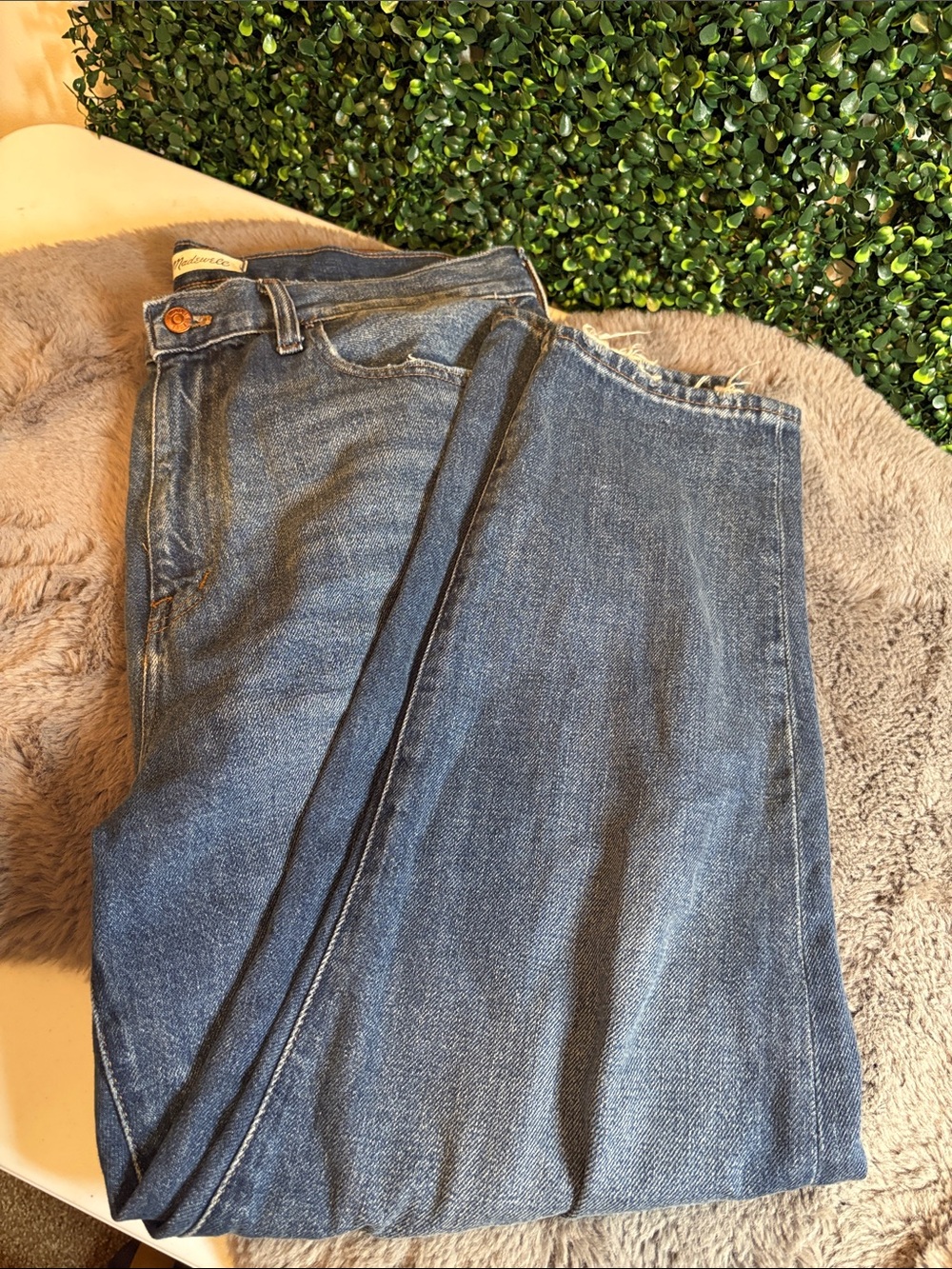 Madewell Straight Leg Mom Jeans Size 32